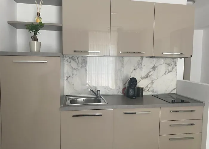 De Silva Adia 4 Apartment Mamaia