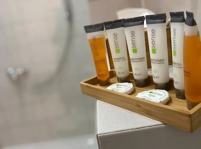 De Silva Adia 4 Mamaia