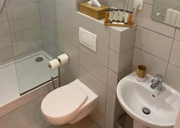 Apartment De Silva Adia 4