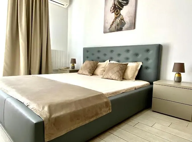 Apartment De Silva Adia 4